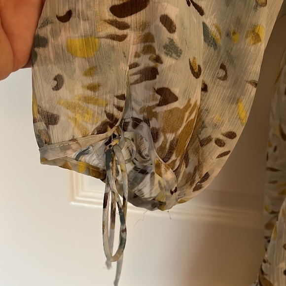 Old Navy 3/4 length sleeve blouse - Picture 3 of 4